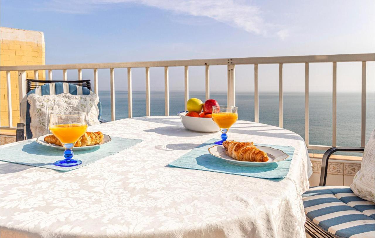 Cozy Apartment In Benalmadena With House Sea View Exterior photo